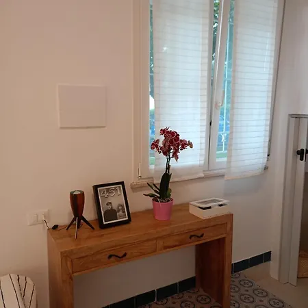 Alojamento de Acomodação e Pequeno-almoço Bblueb&b 4*